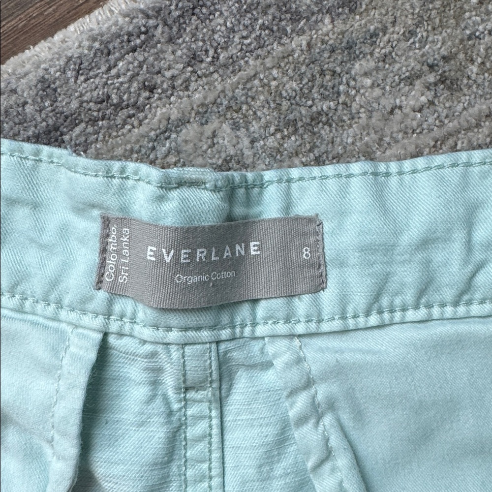 EVERLANE - Size 8 Bermuda Short - Picture 2 of 3